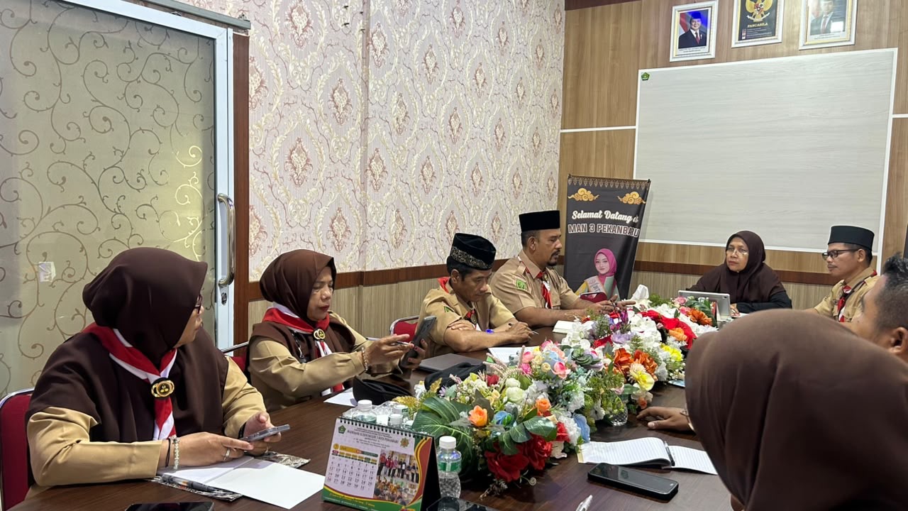 MAN 3 Kota Pekanbaru Gelar Rapat Koordinasi Persiapan HUT ke-81 Republik Indonesia